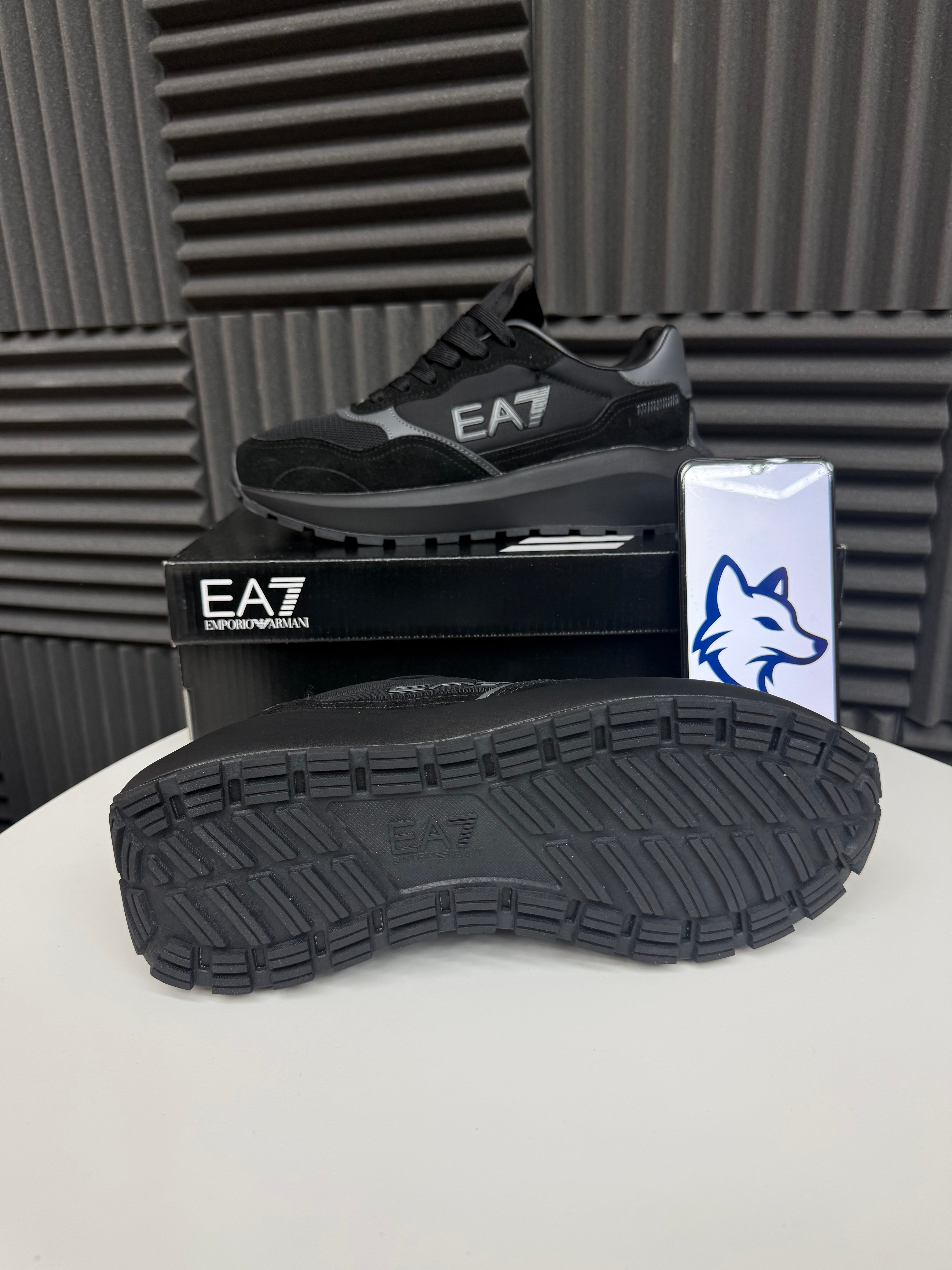 EA7 Full Black