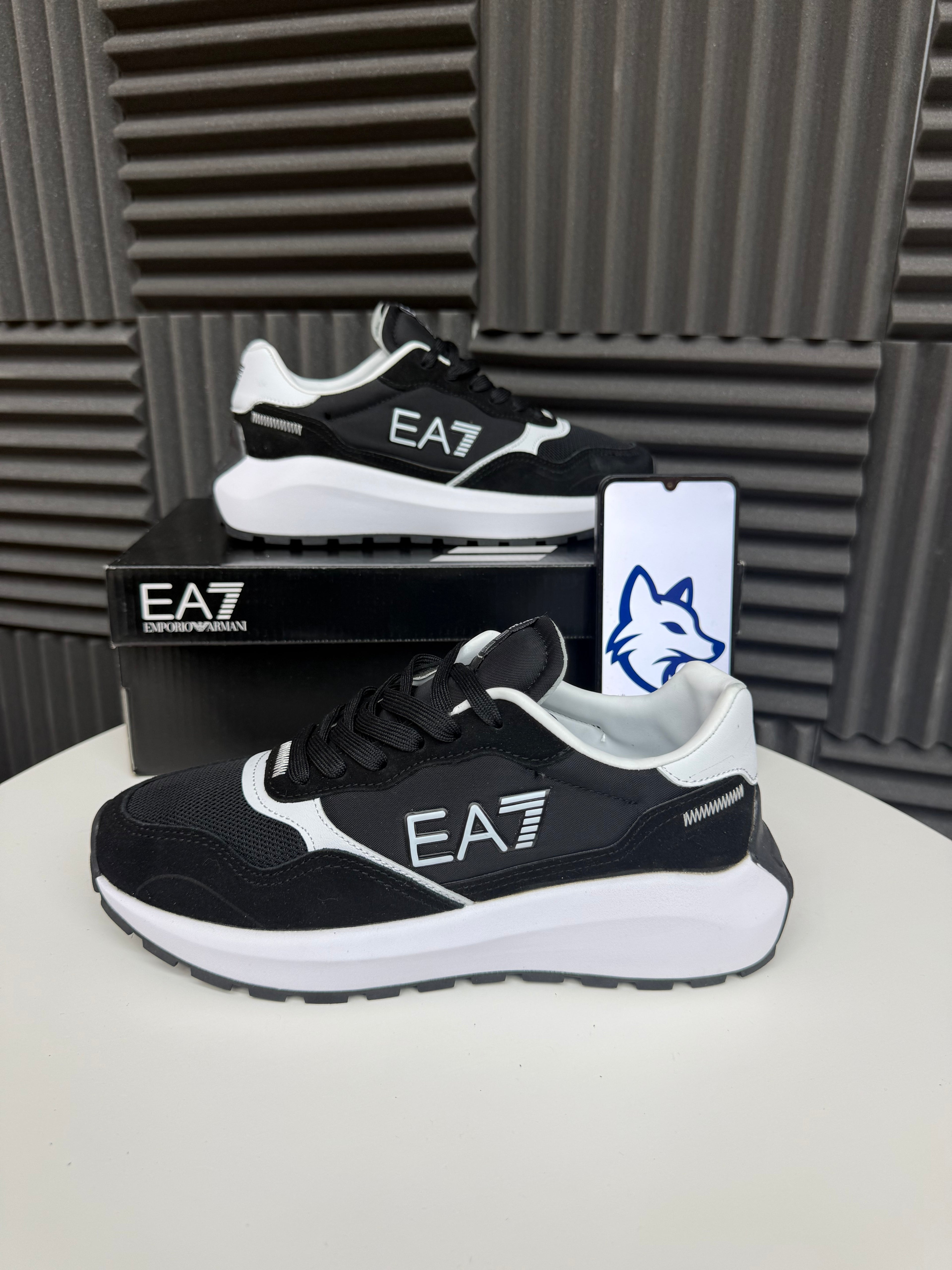EA7 Black White