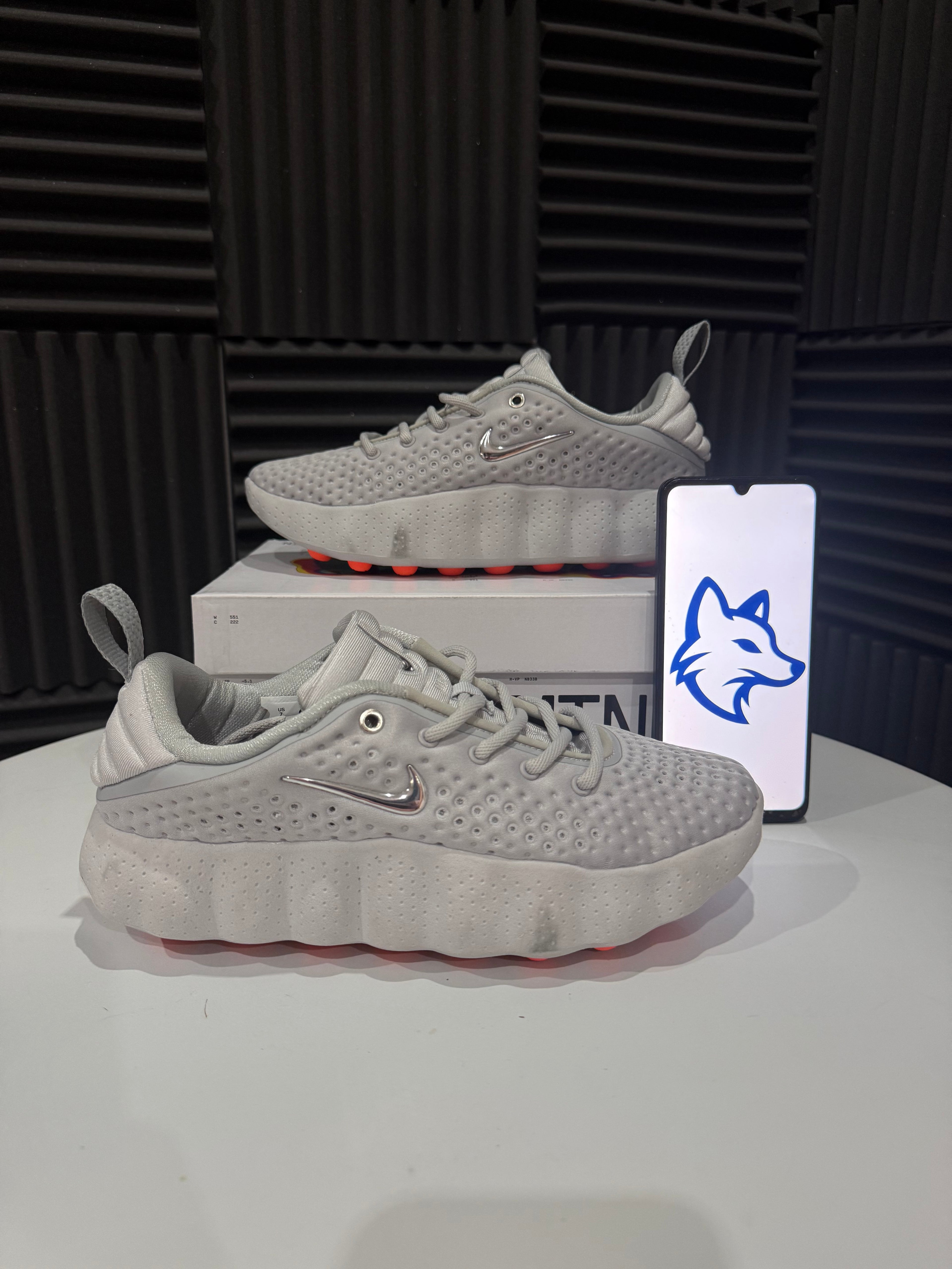 Nike Performance Mind Gris