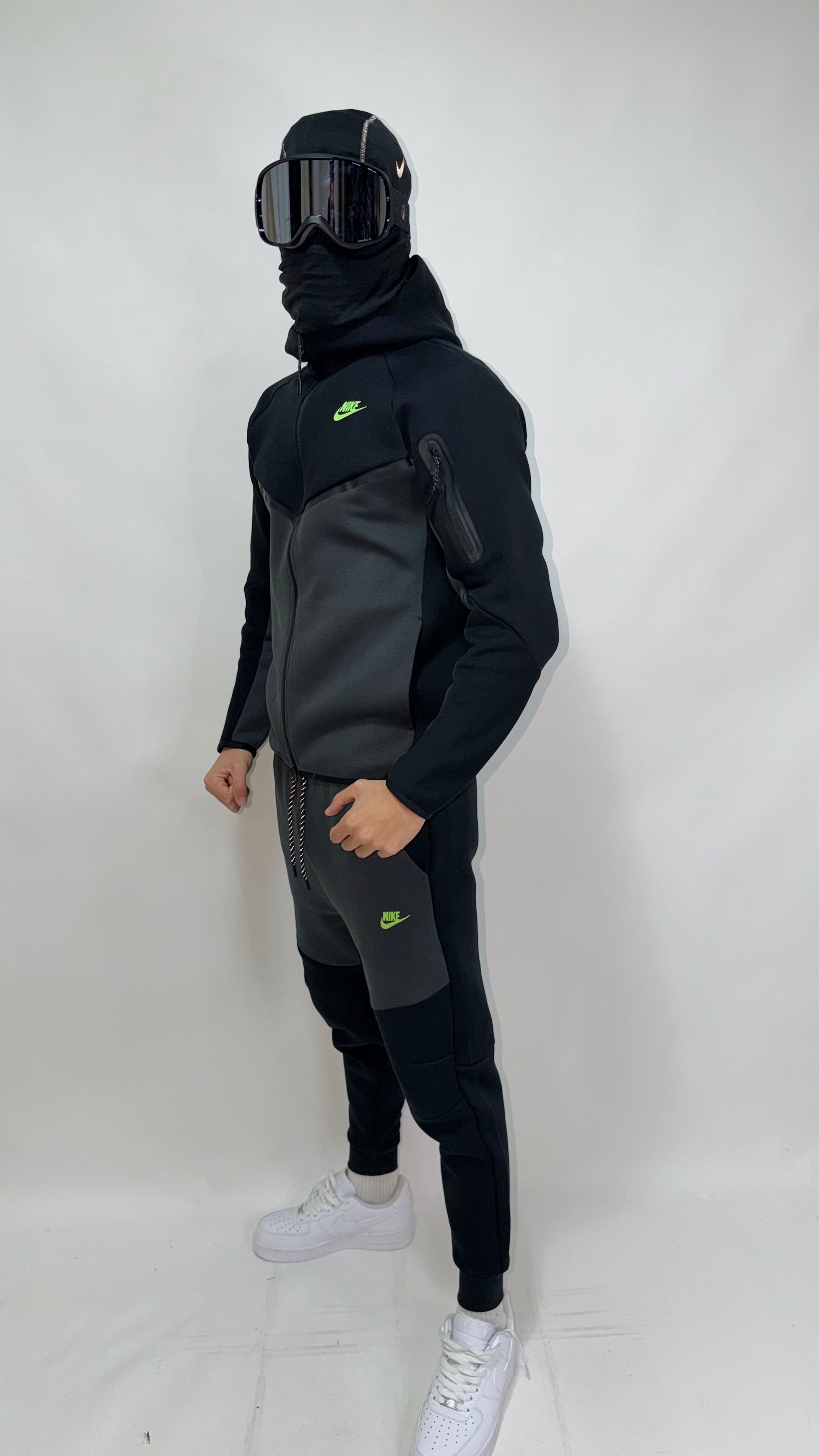 Nike Tech Fleece 2026