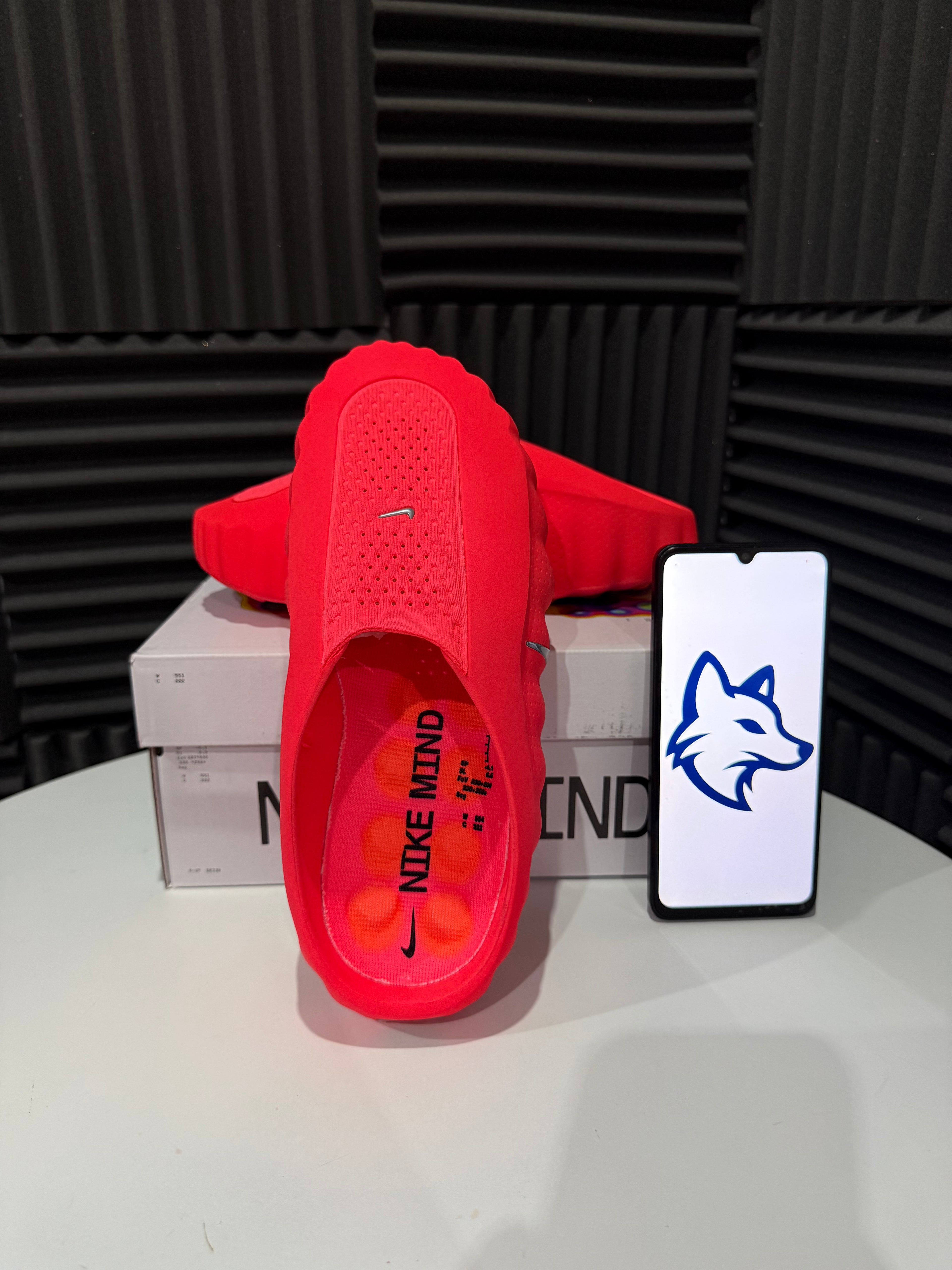 Nike slide rojas