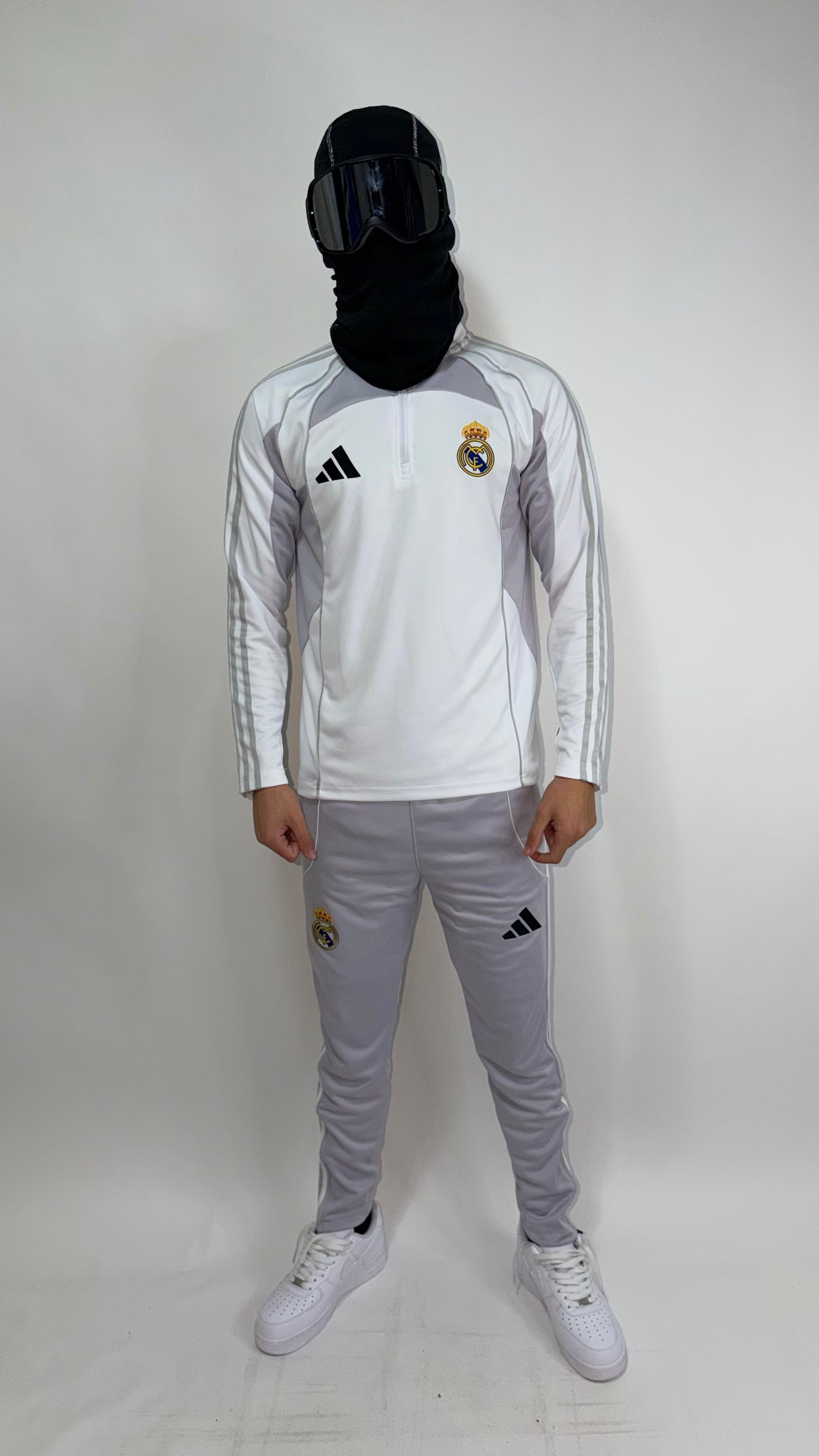 Conjunto REAL MADRID