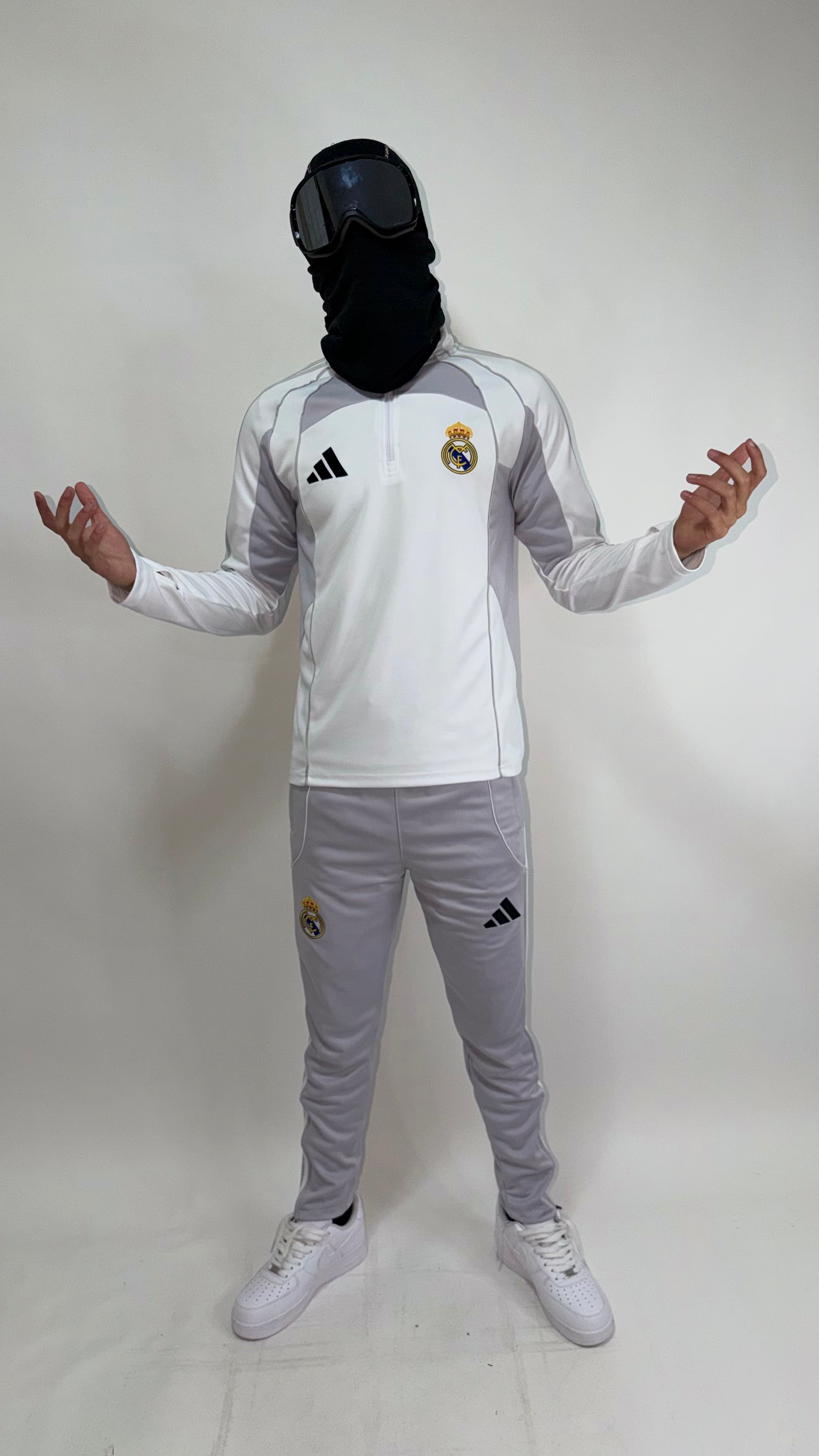 Conjunto REAL MADRID