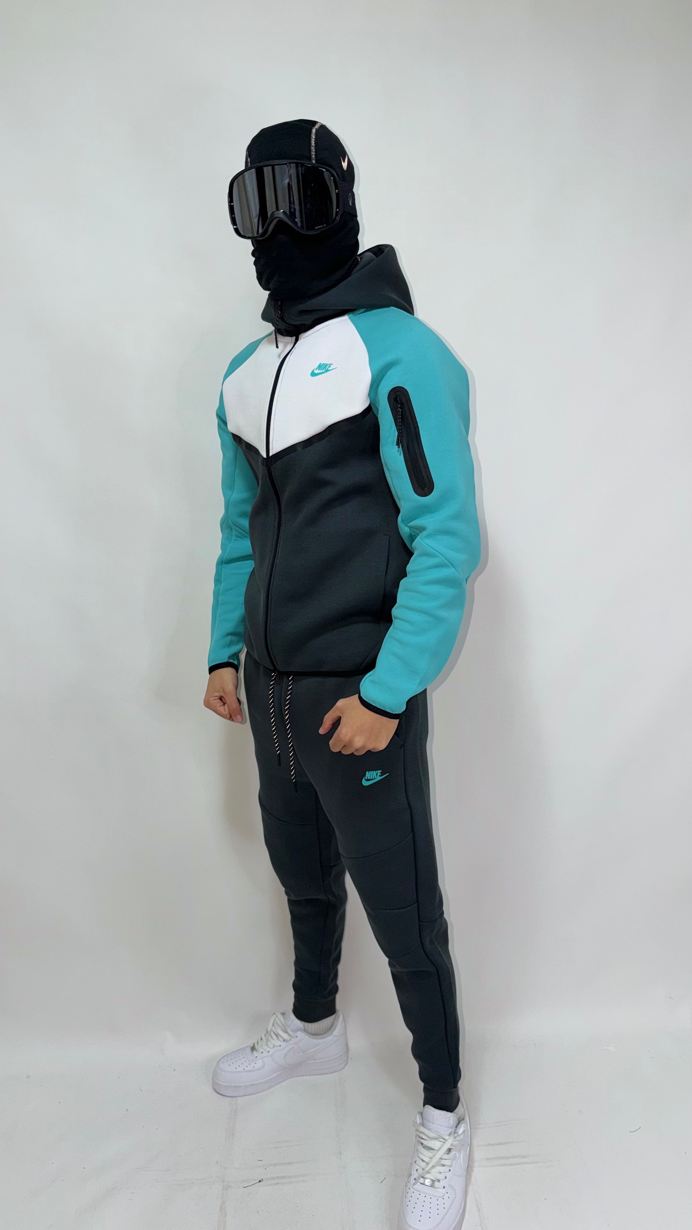 Nike Tech Fleece 2026