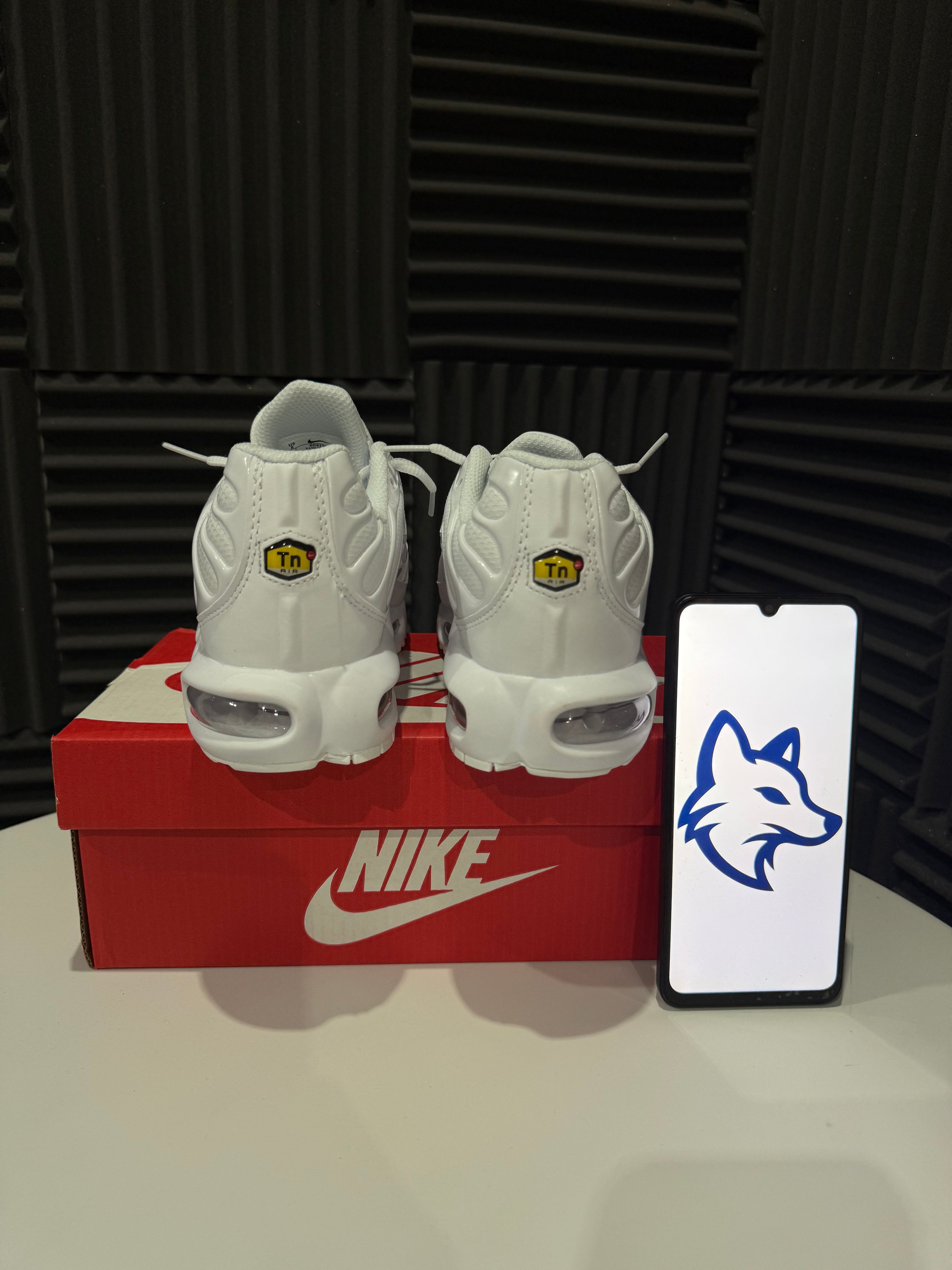 Nike Tn All White