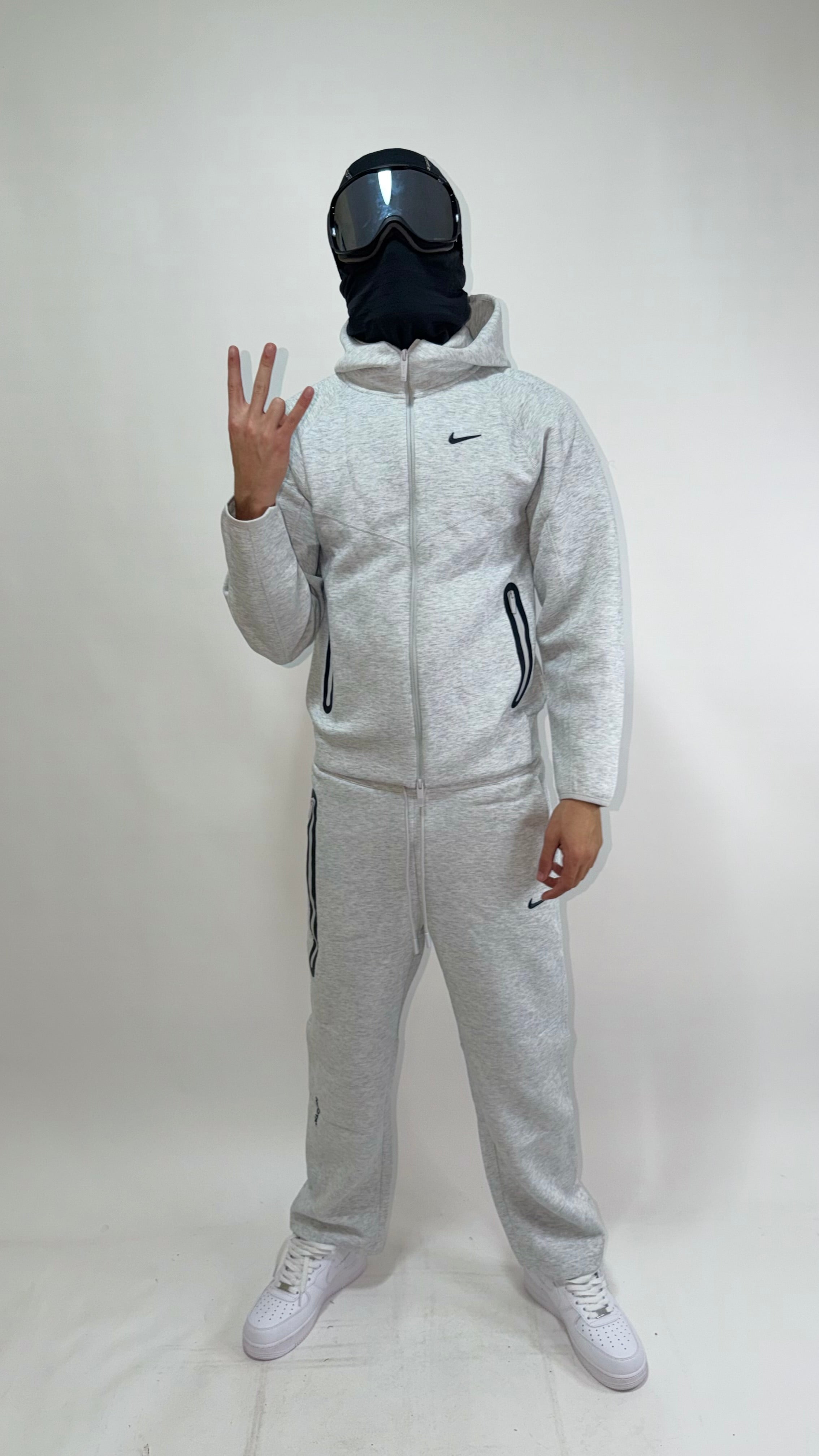 Nike Tech Nocta Gris