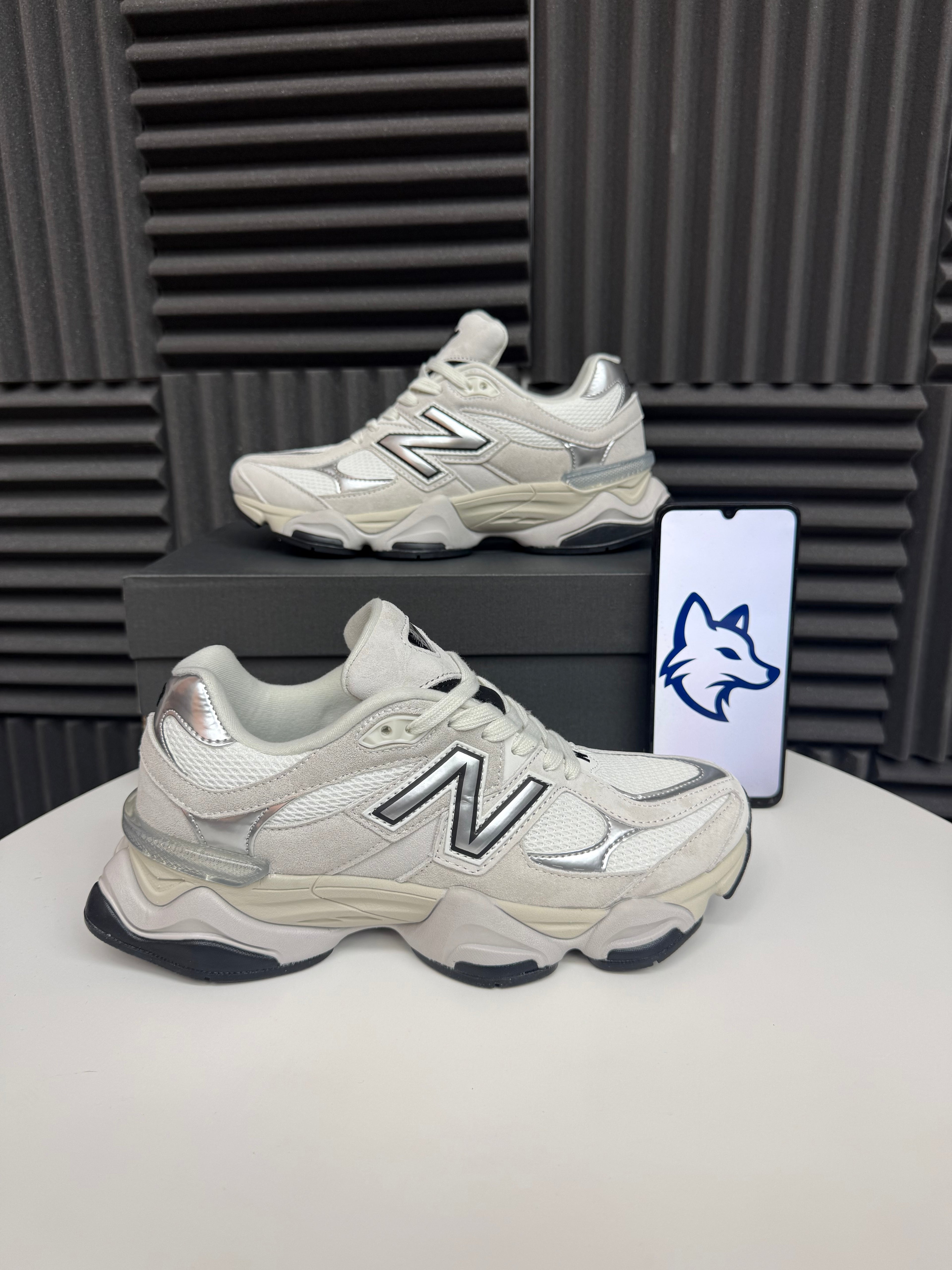 New Balance 9060