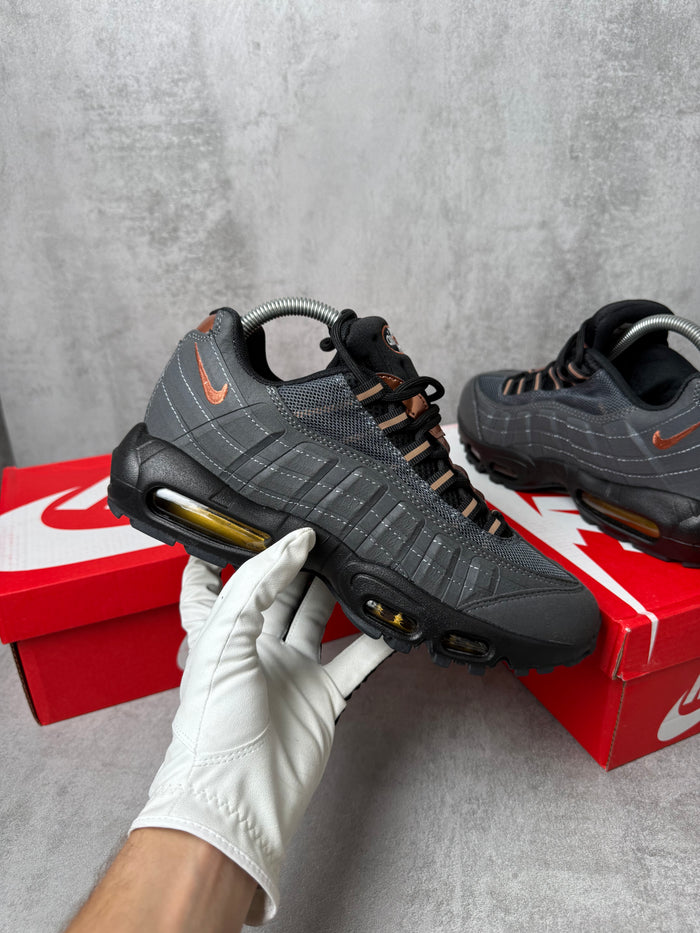 Air Max 95 Bronce