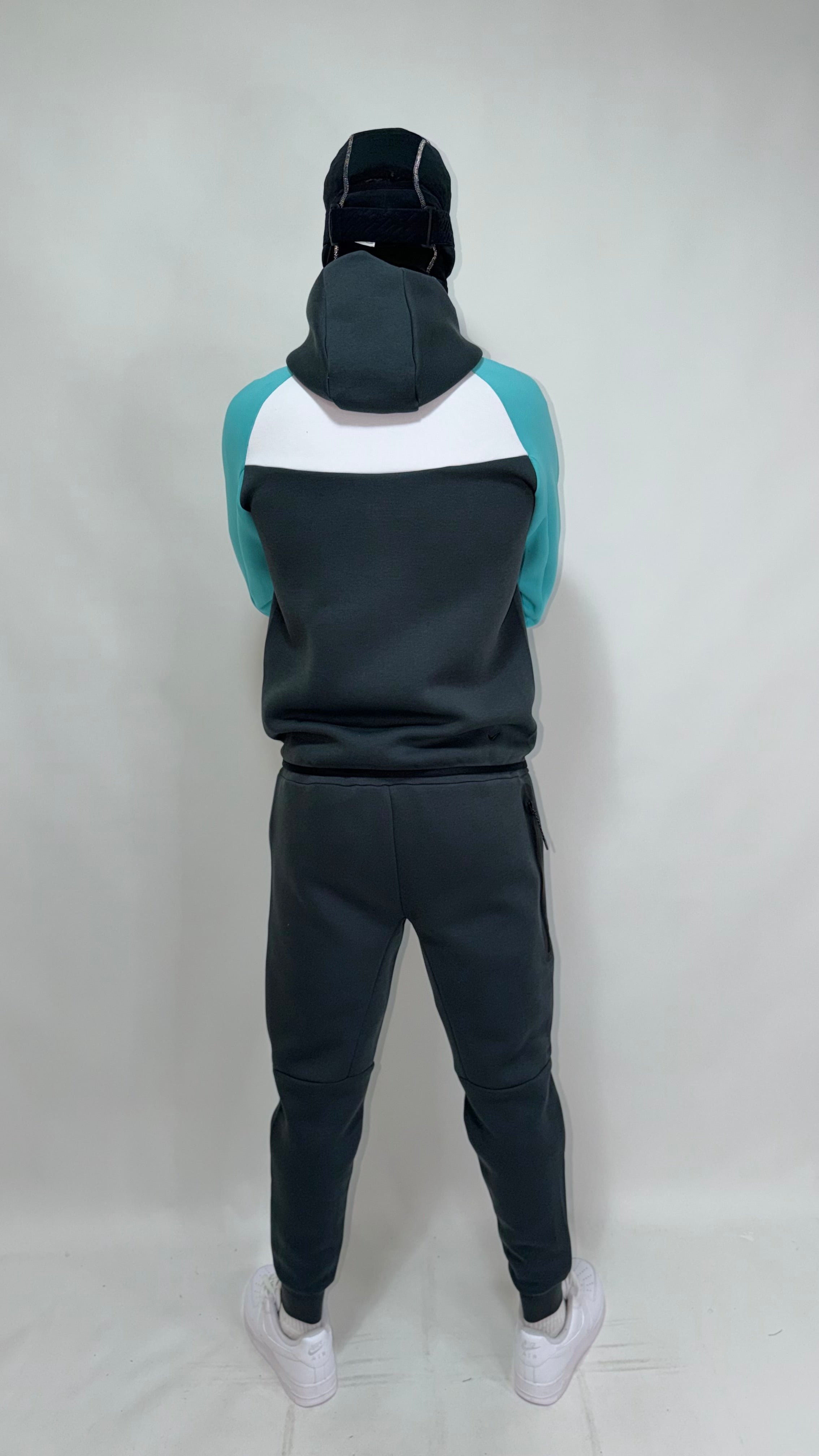 Nike Tech Fleece 2026