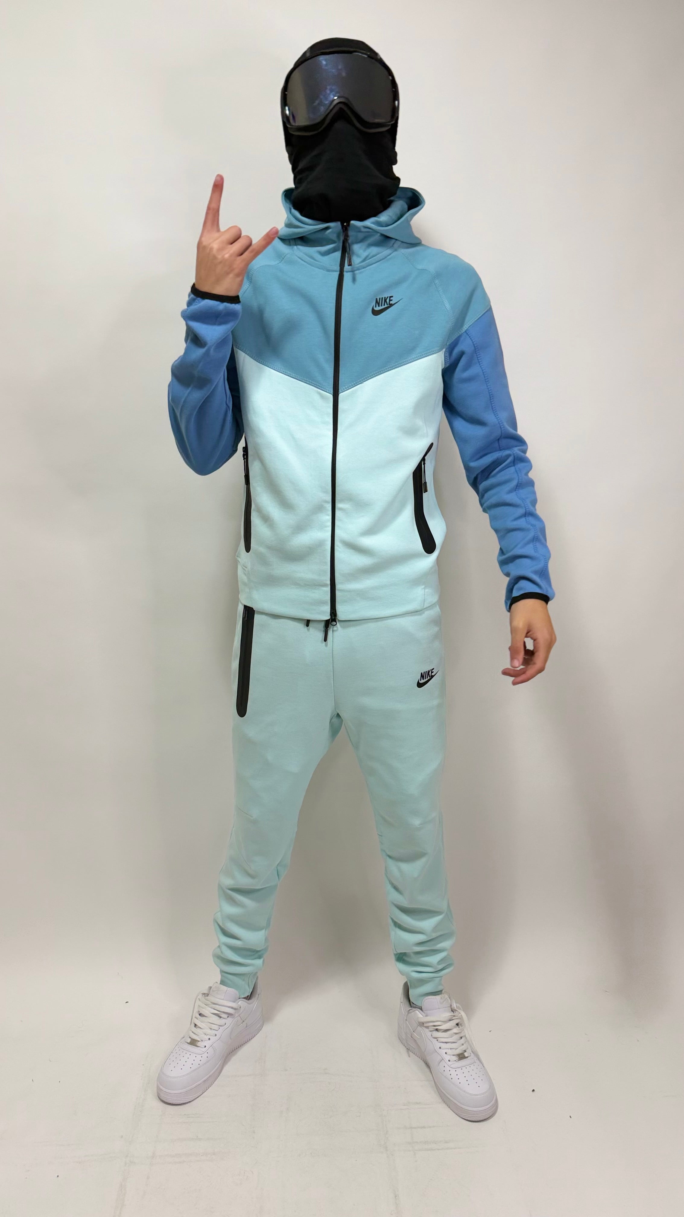 Nike Tech azul