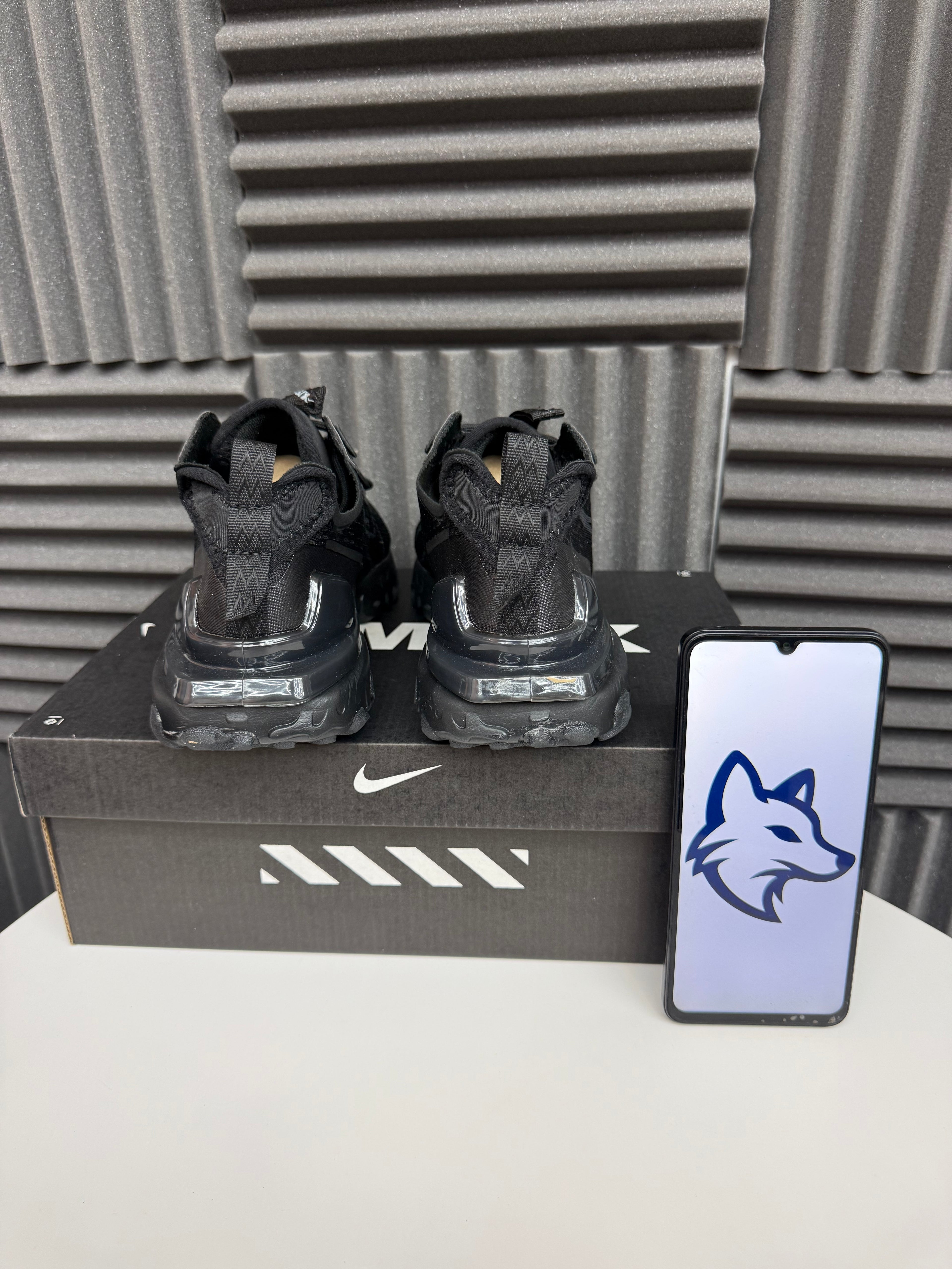 Nike React