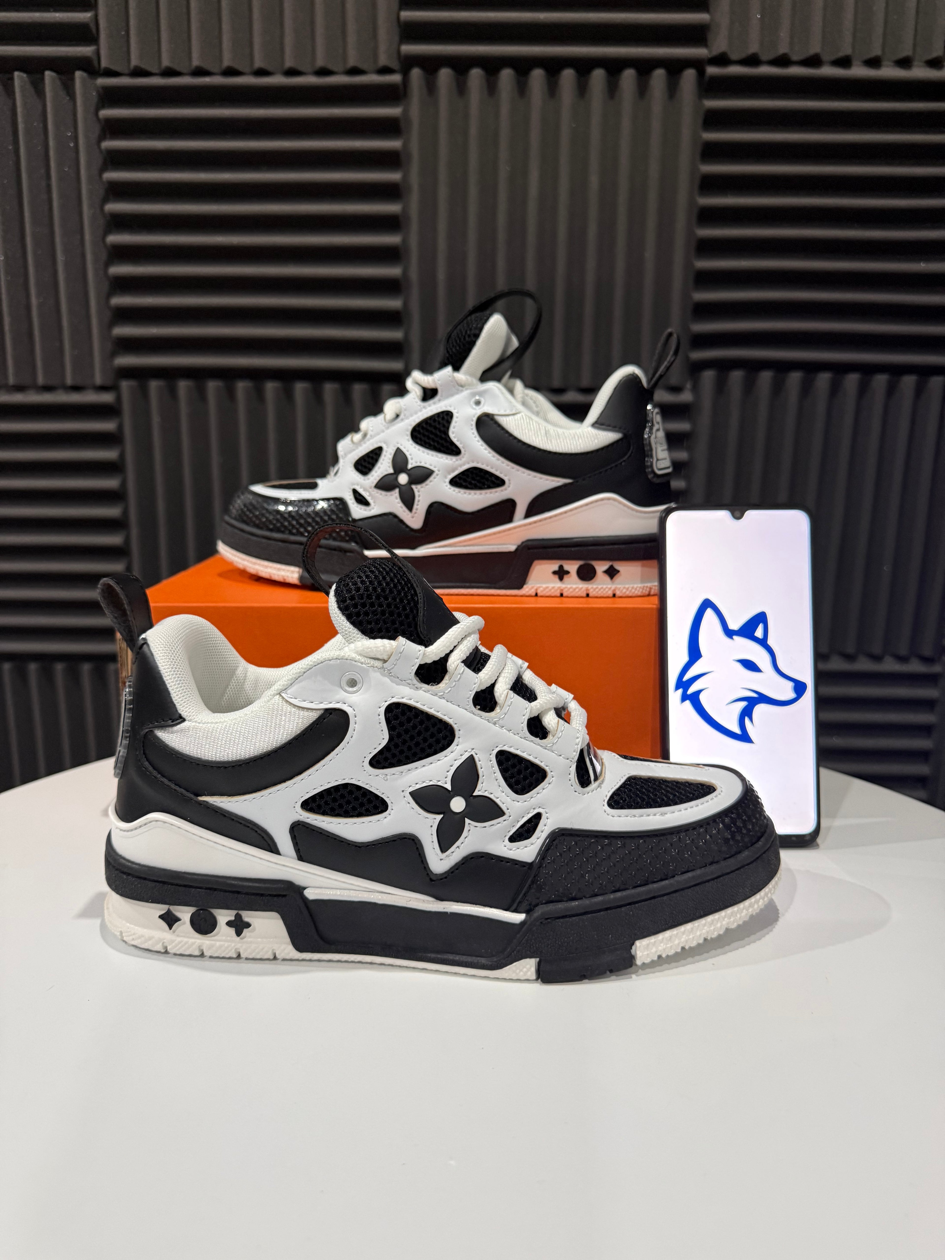 LV Skate White&Black