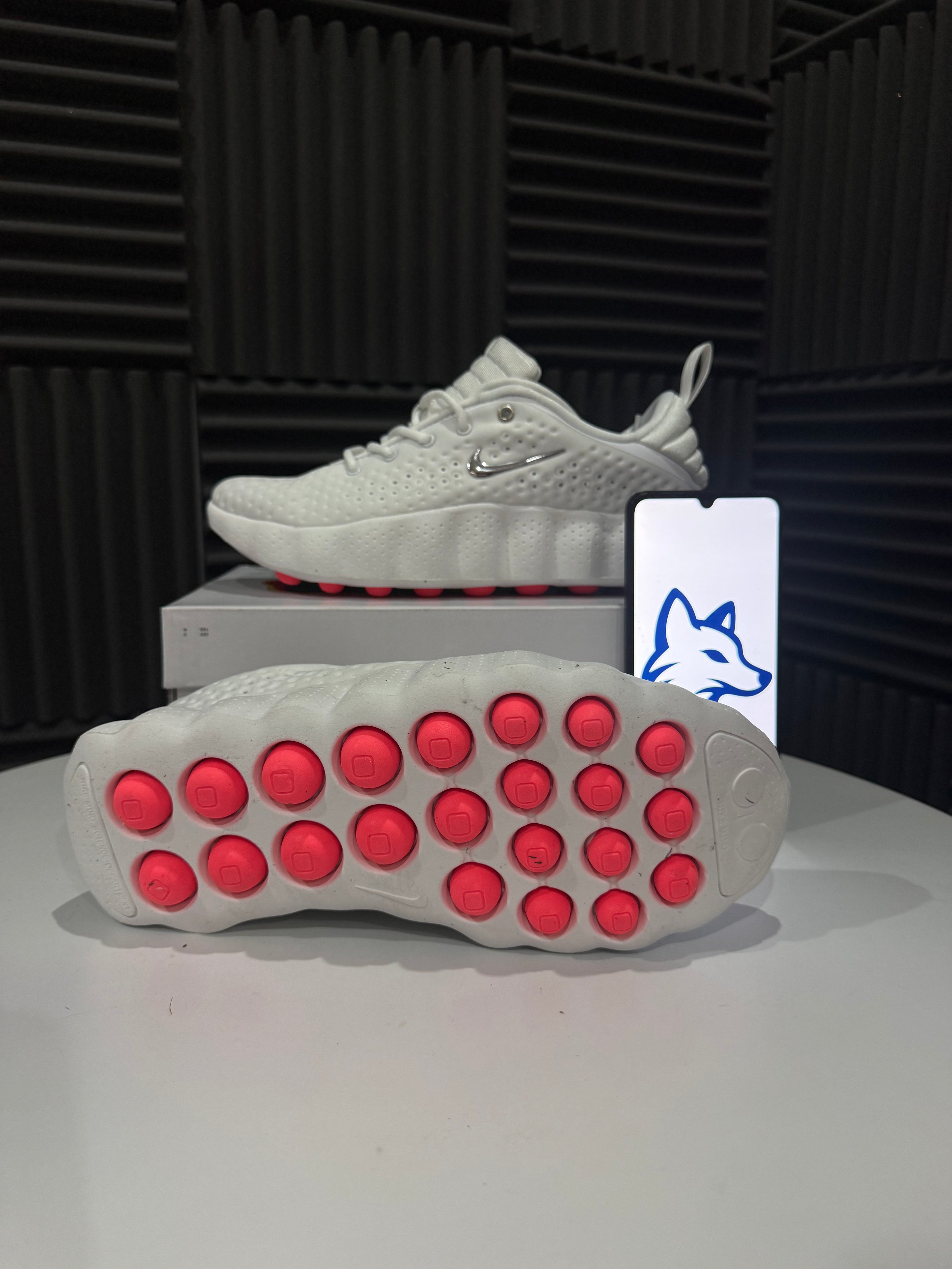 Nike Performance Mind White