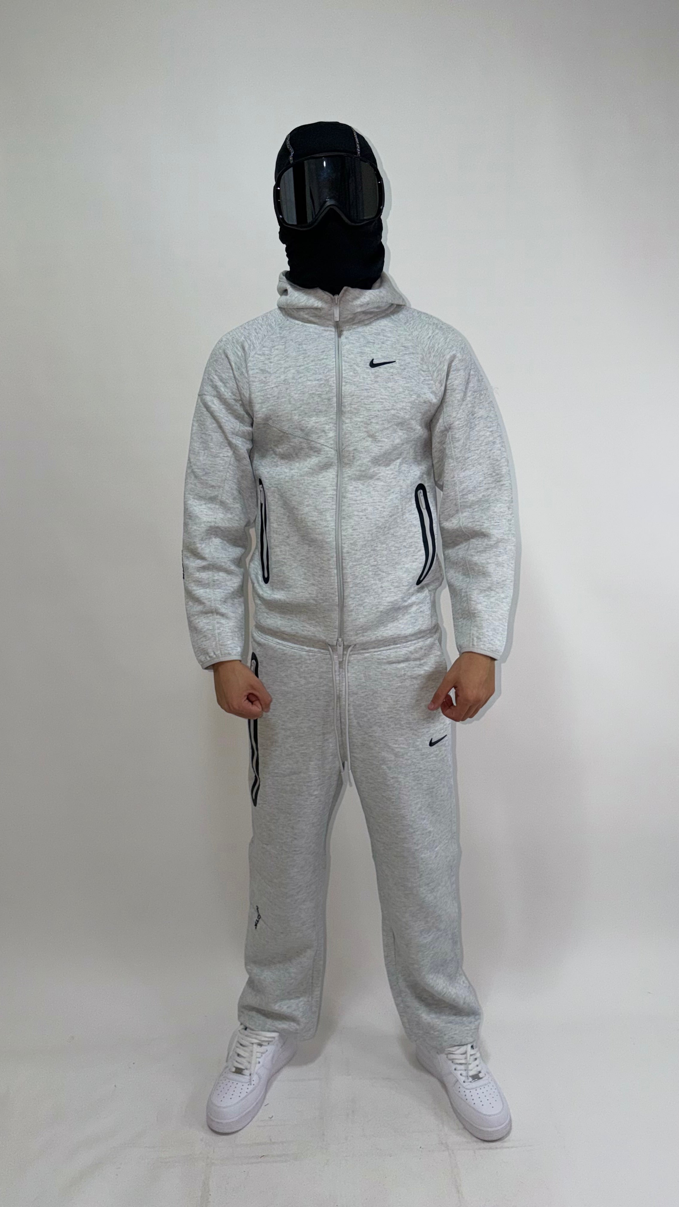 Nike Tech Nocta Gris