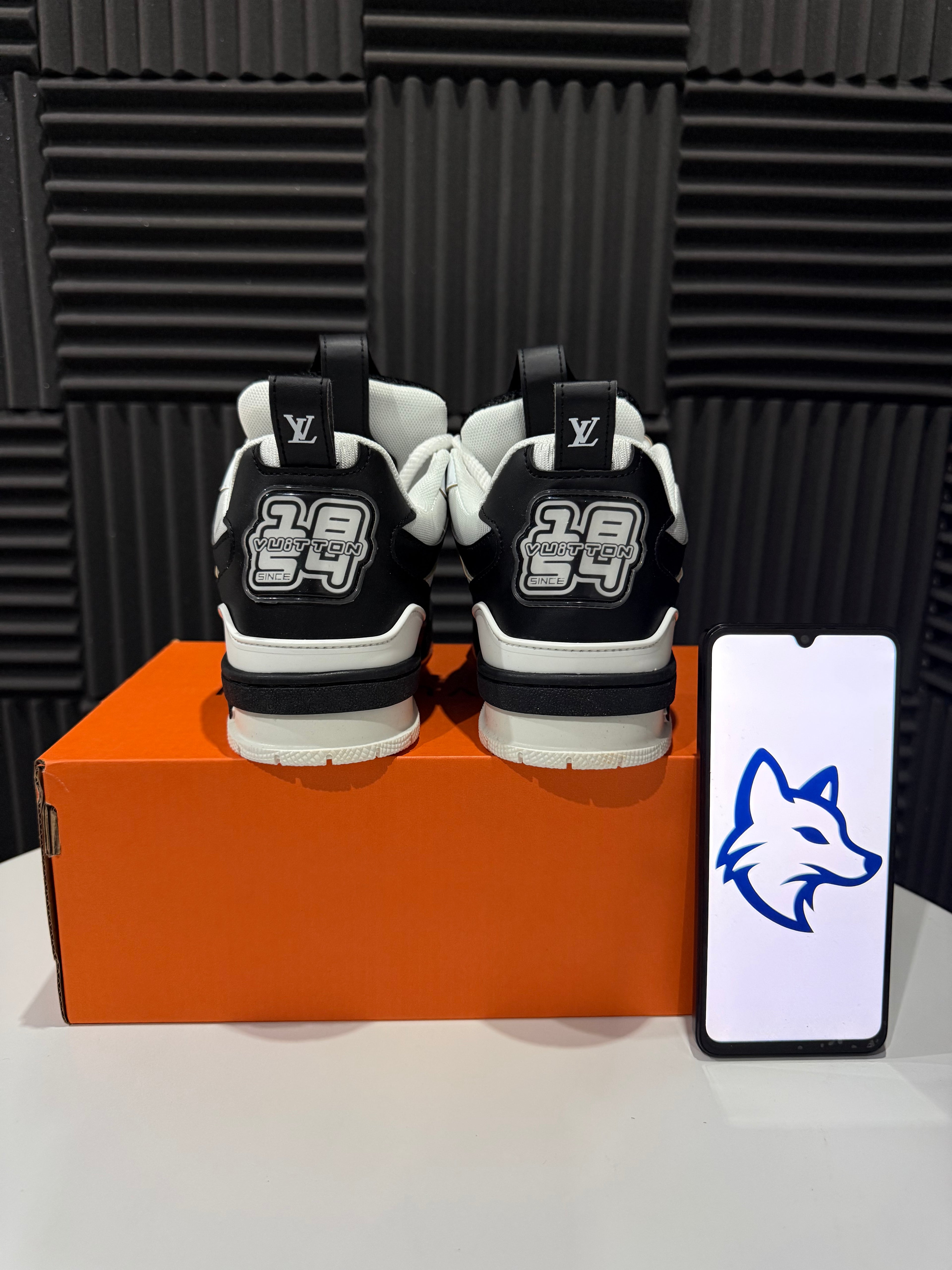 LV Skate White&Black