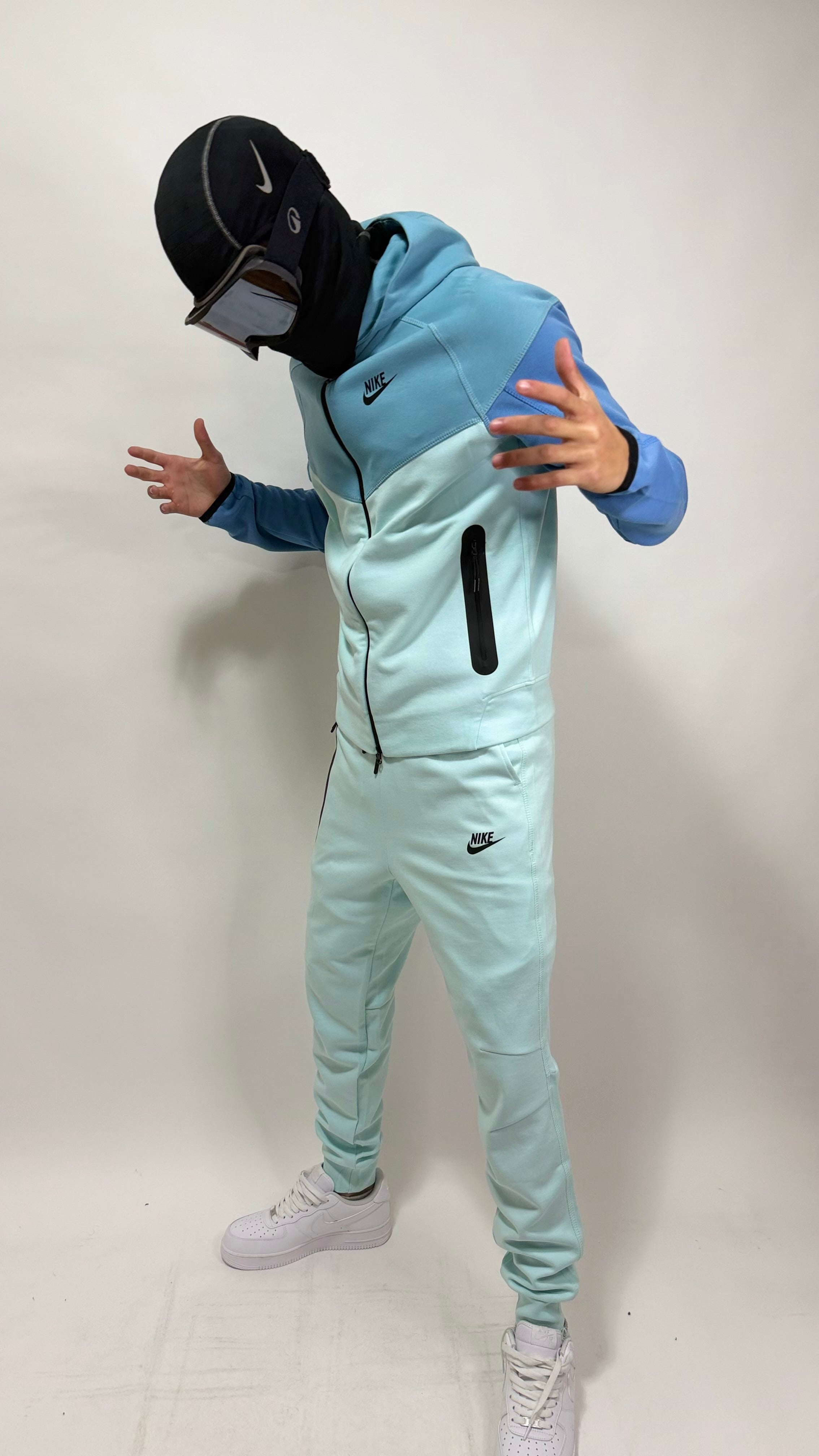 Nike Tech azul