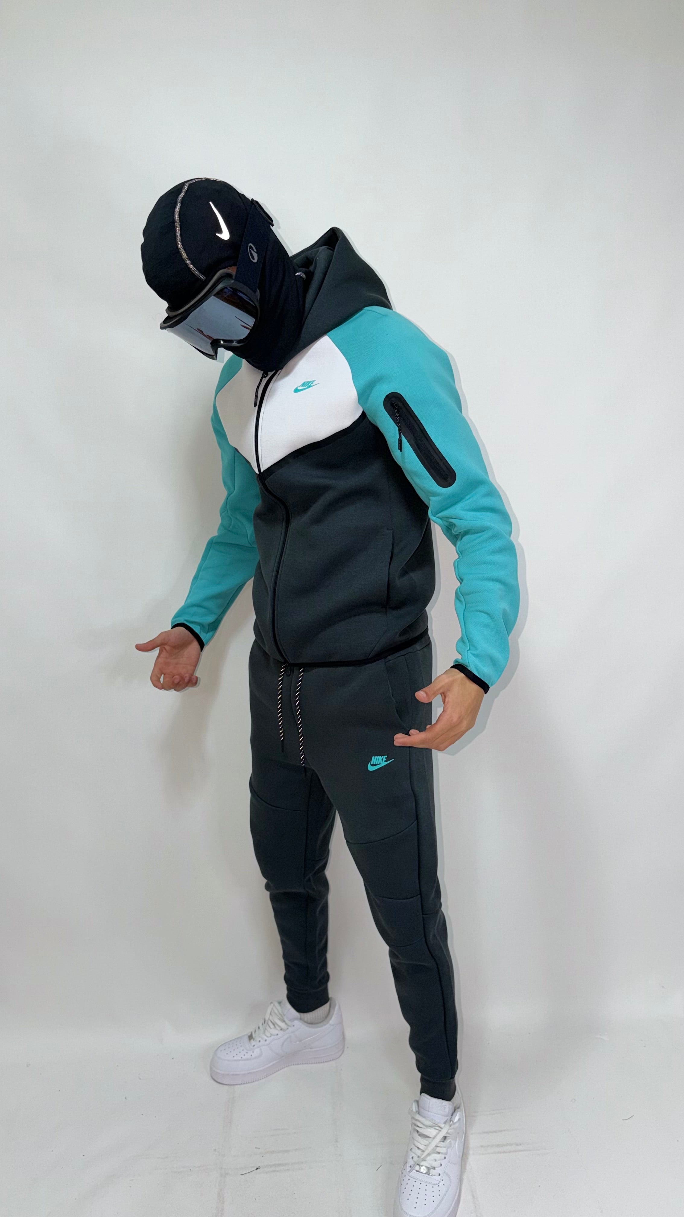 Nike Tech Fleece 2026