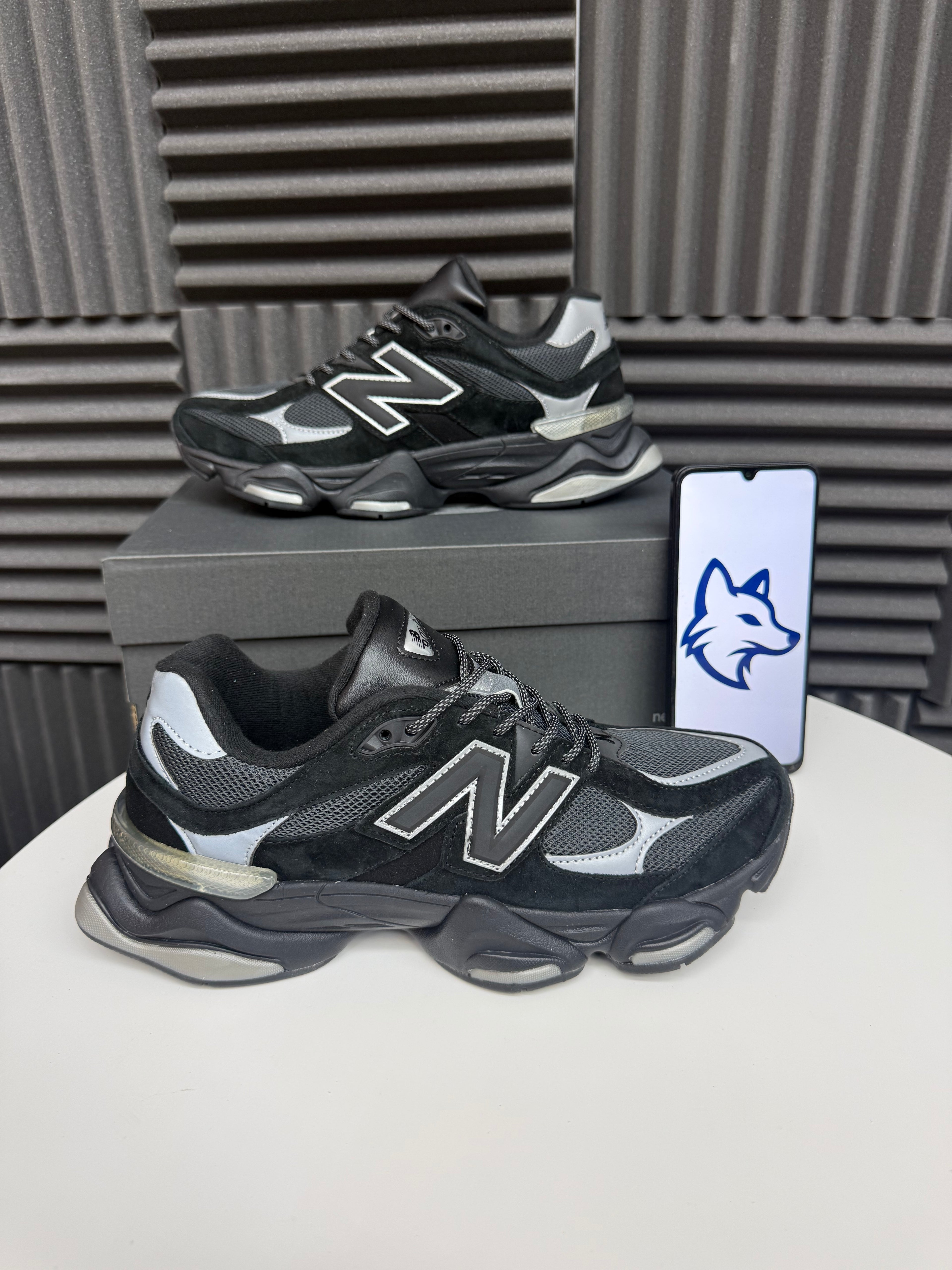 New Balance 9060