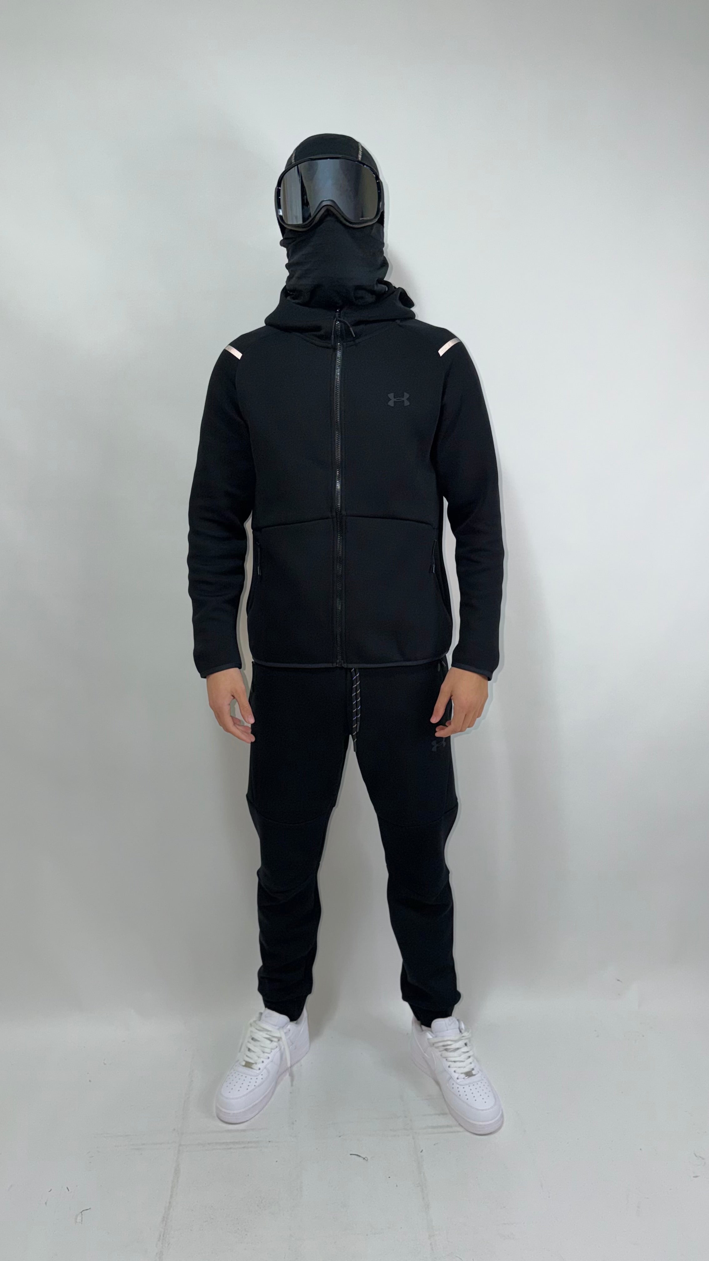 Under Armour Black