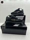 EA7 Negro Dorado