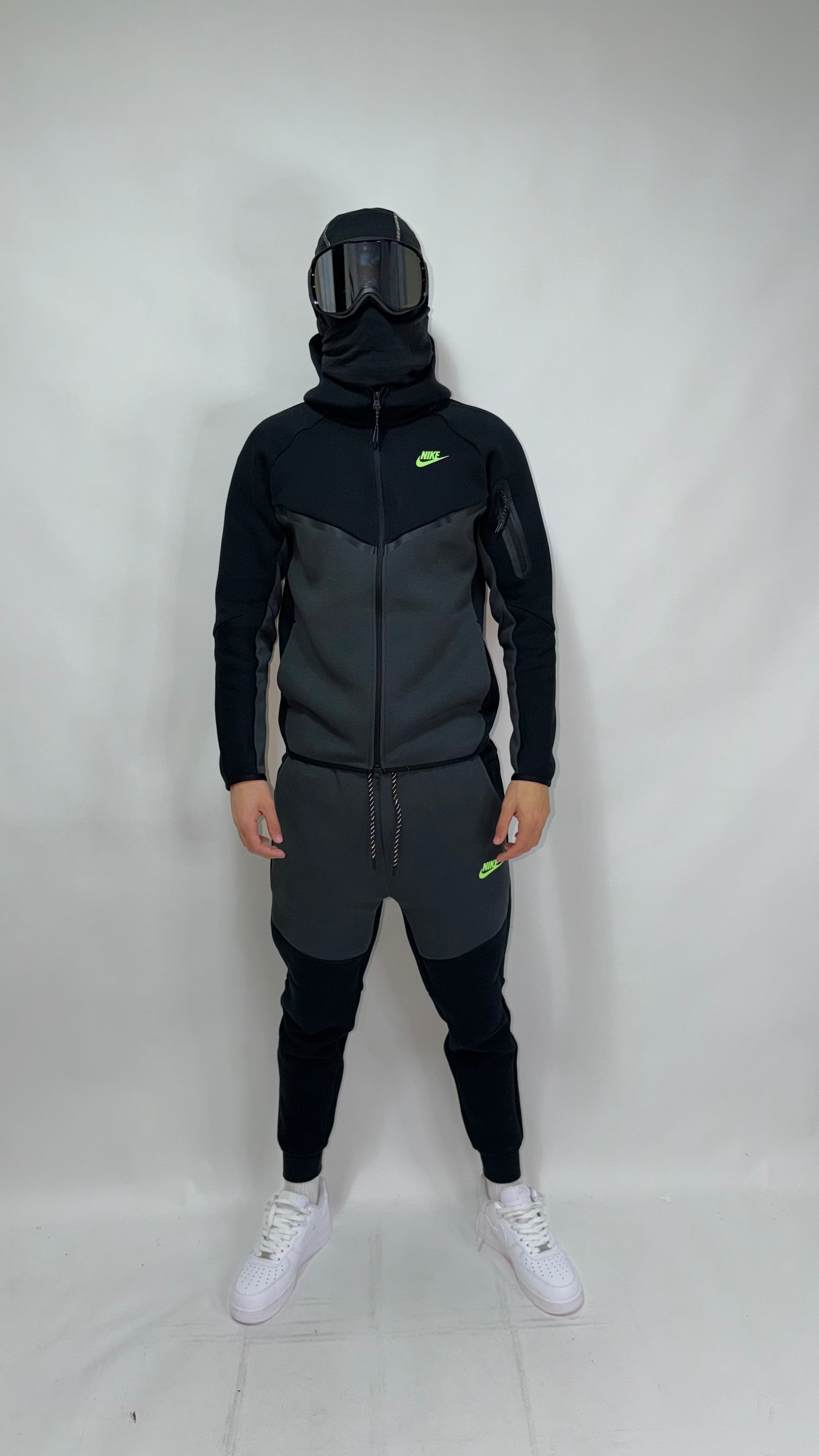 Nike Tech Fleece 2026