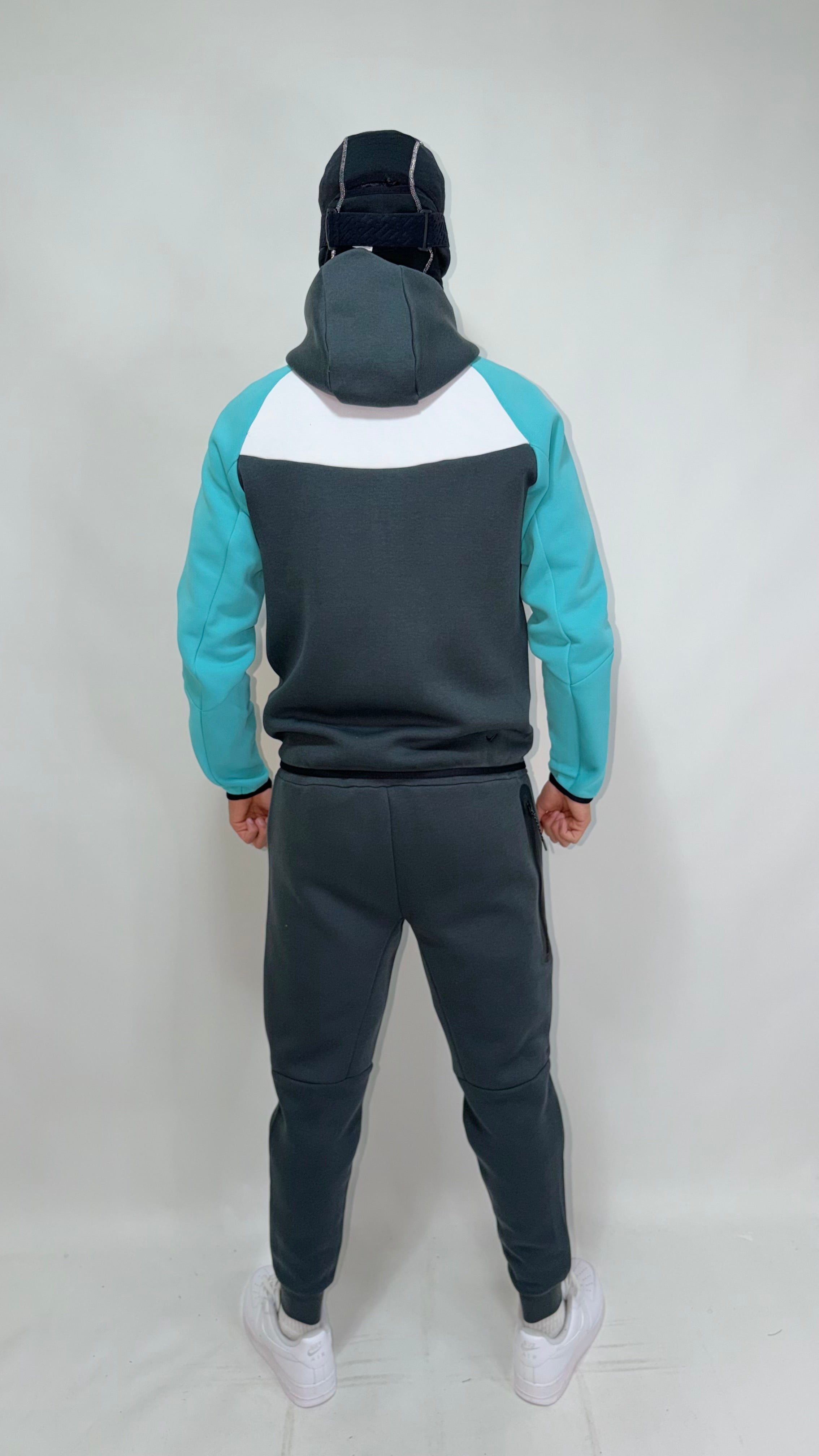 Nike Tech Fleece 2026