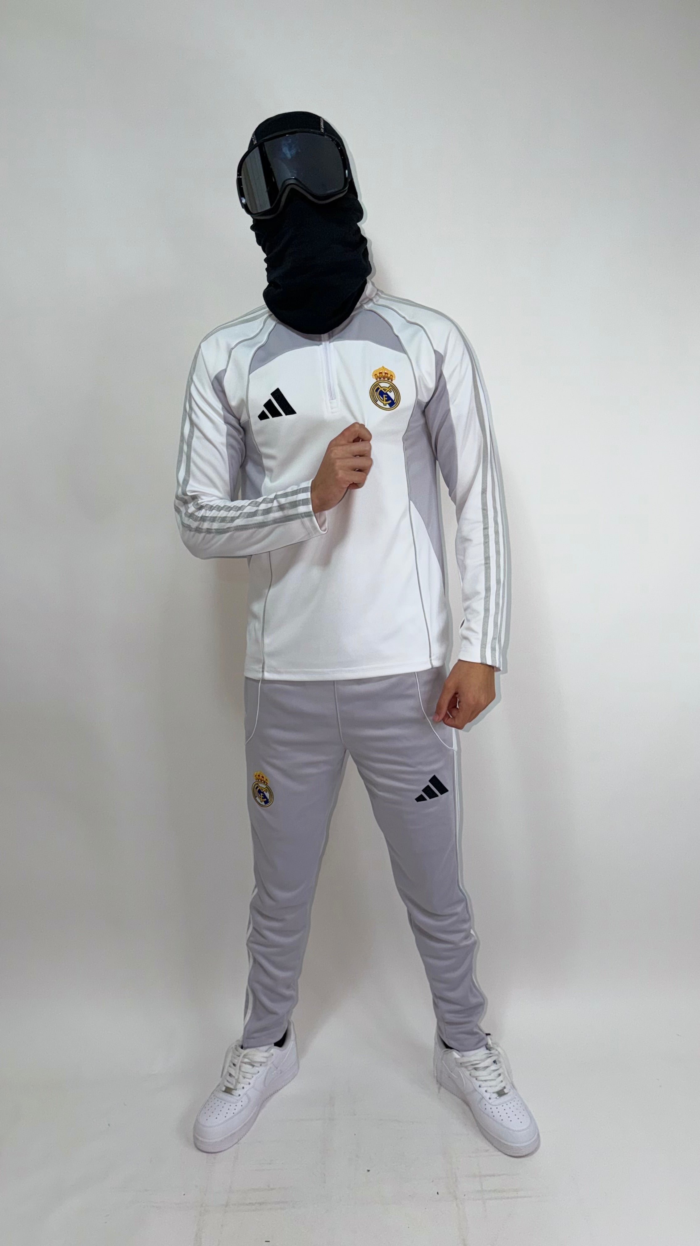 Conjunto REAL MADRID