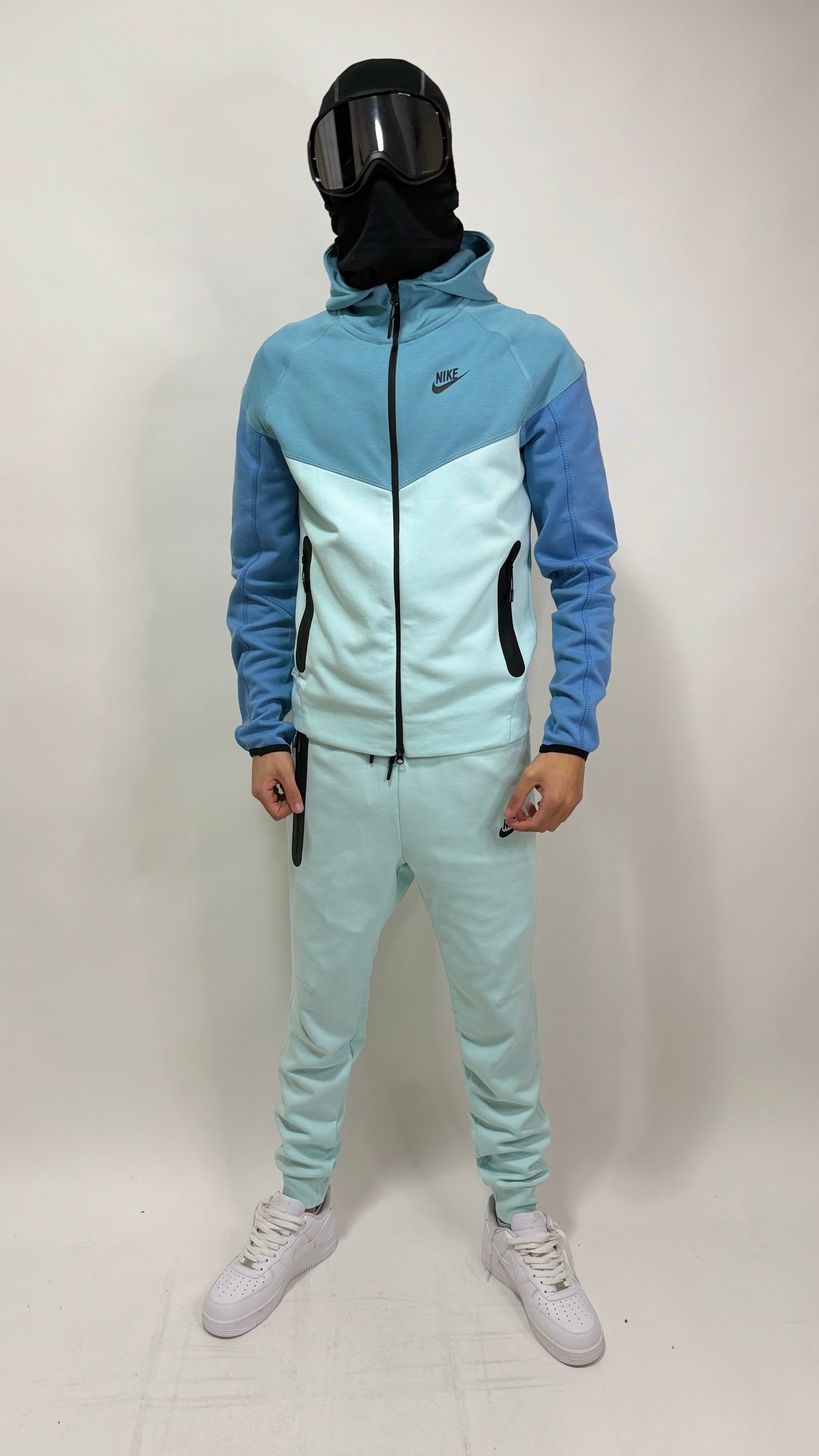 Nike Tech azul