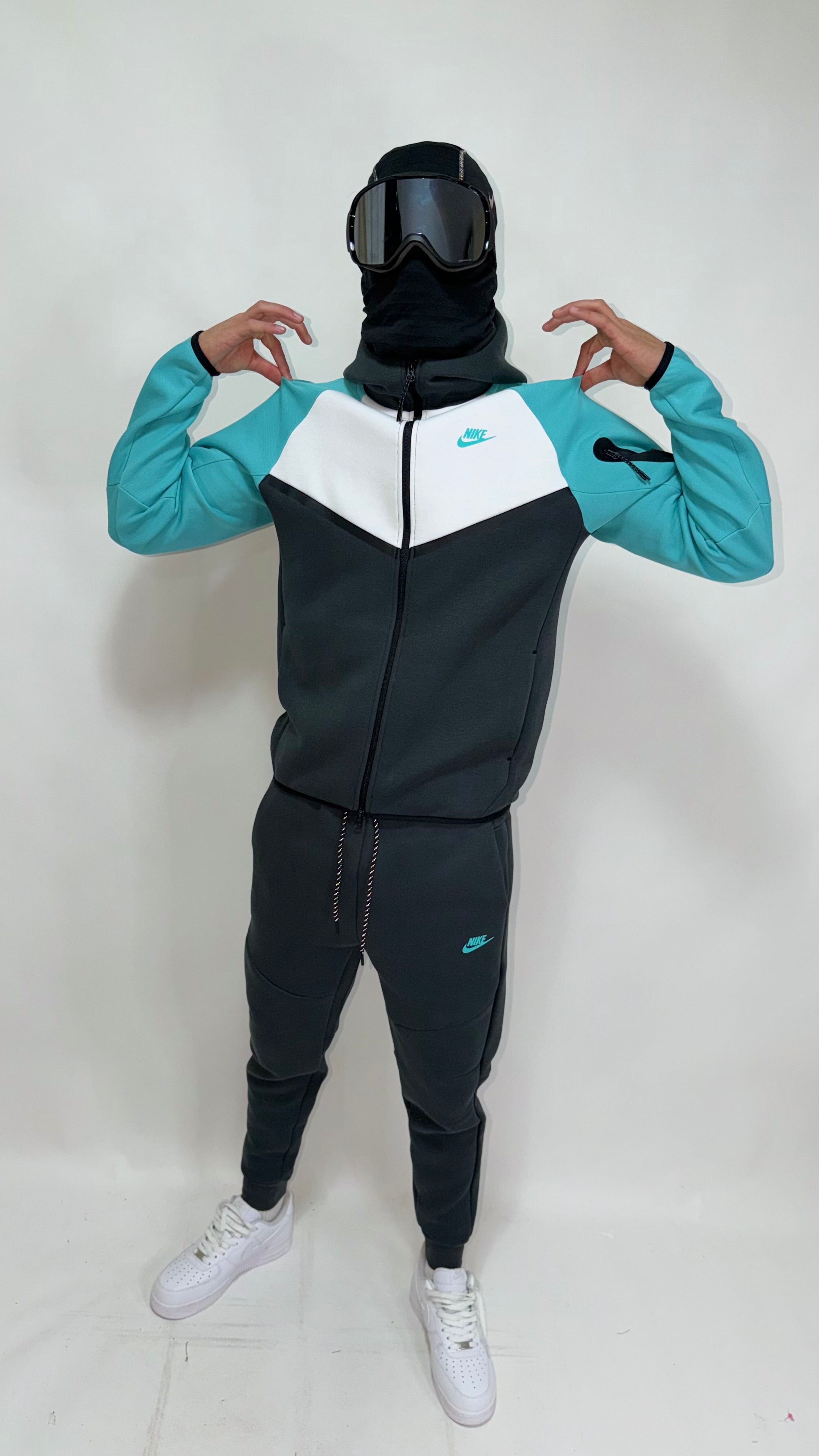 Nike Tech Fleece 2026