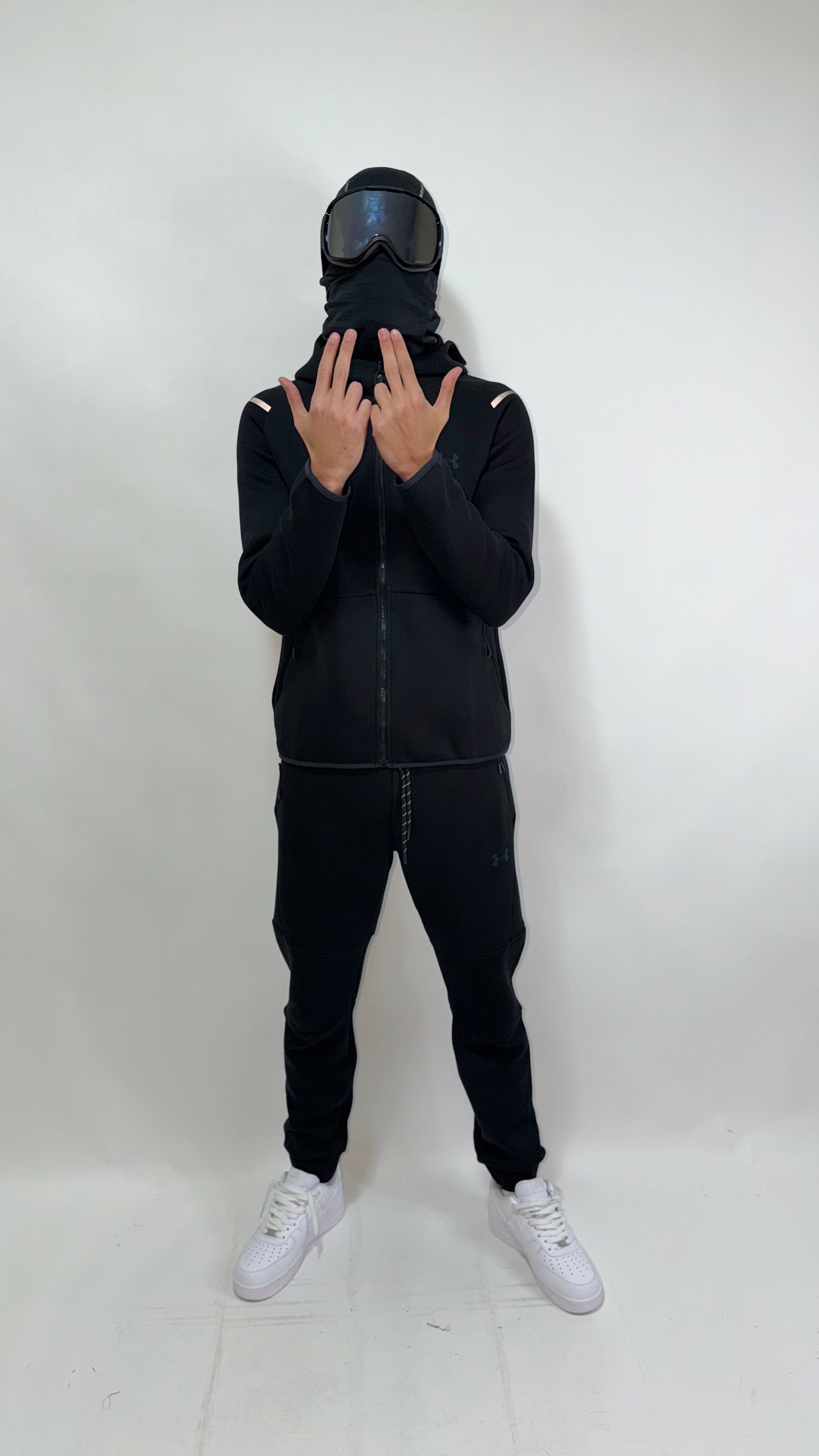 Under Armour Black