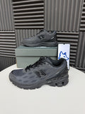 New Balance Negra
