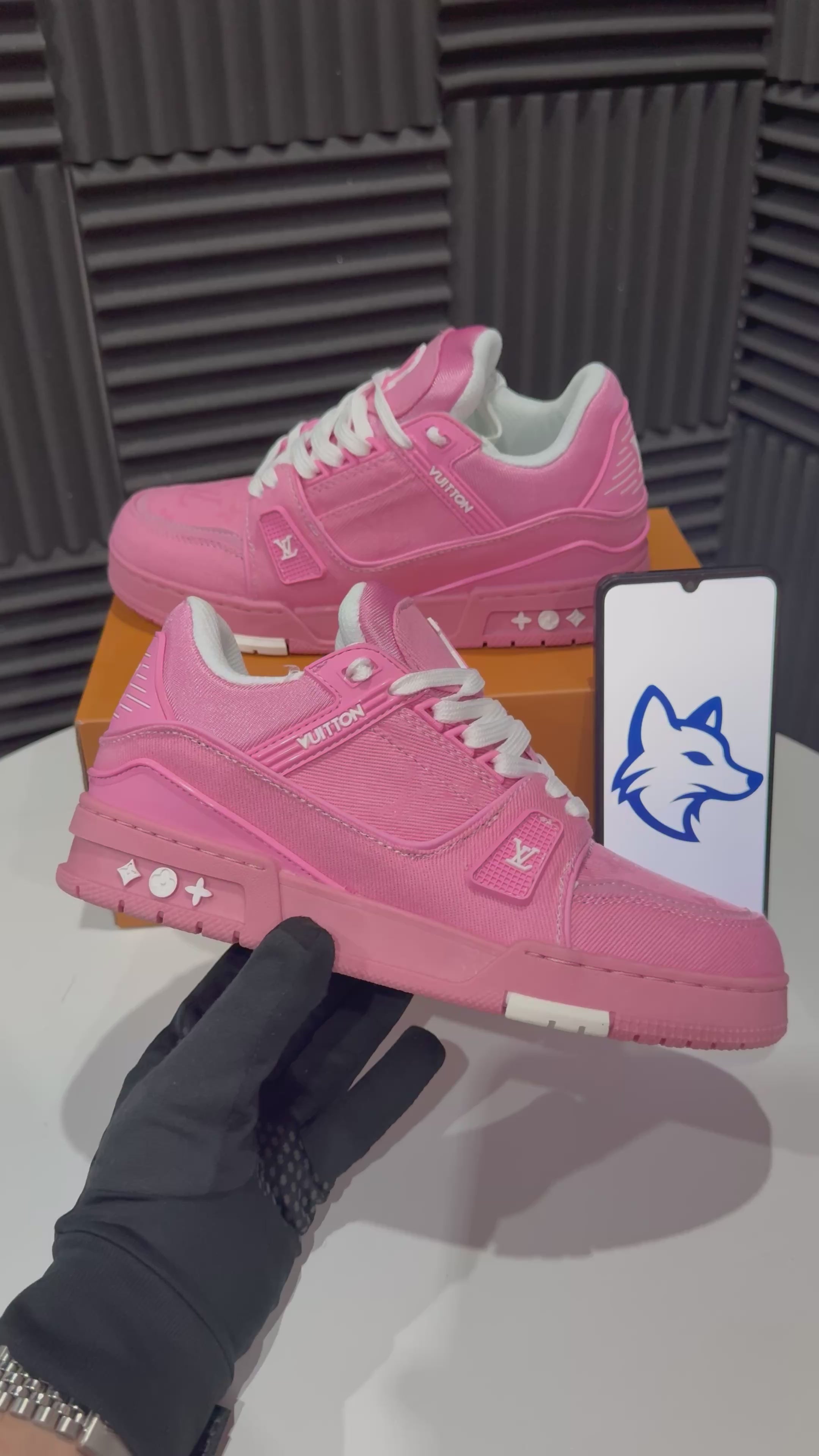 Louis Vuitton Trainer Rosa